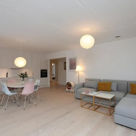 Διαμέρισμα Huge Lux Penthouse - Rooftop Terrace, 4. Bedrooms!